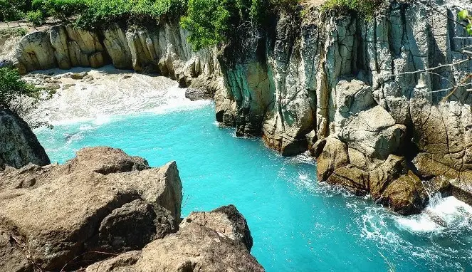 Rekomendasi Wisata Pesona Kota Manado Wajib Dikunjungi