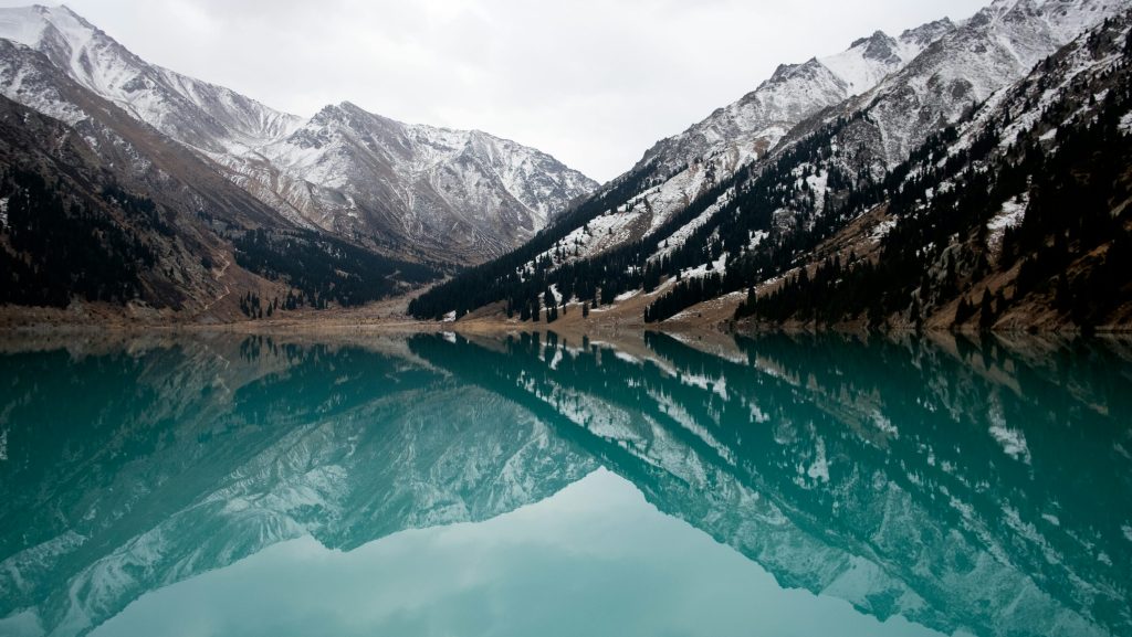 Menjelajahi Kazakhstan Negeri Dengan Padang Luas